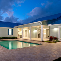 LOGGIA & POOL 